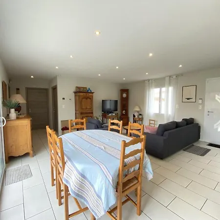 La Maison En Bord De Casa vacanze